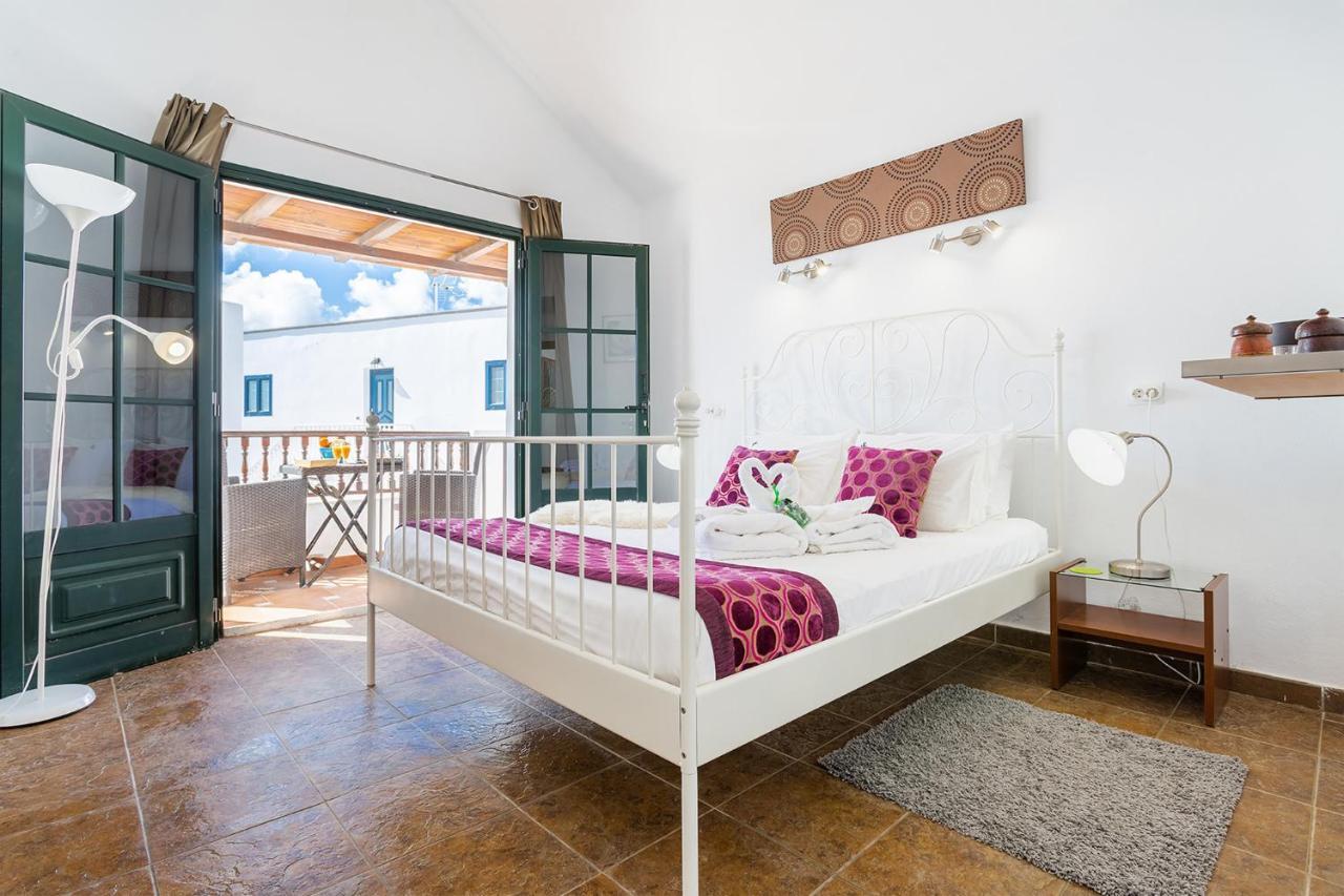 Casa Lili - Shared Pool - Close To Seafront Promenade - Sea Views From Upper Terrace Punta Mujeres Exteriör bild